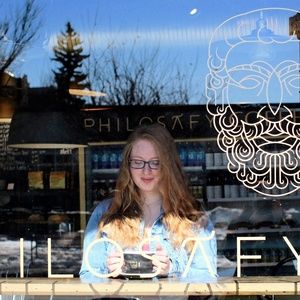 Meet your Posher, Andrea